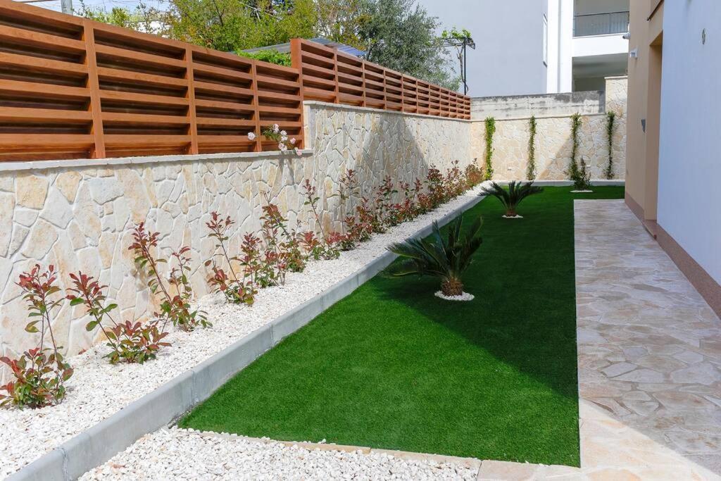 Vila Rusinac - Private Heated Pool Kaštela Exterior foto
